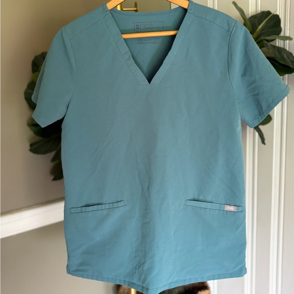 Figs Scrub Top Small 2 Pocket Medical Stretch Nurse Green